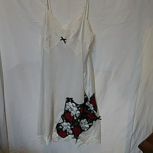 Vintage upcycled white slip with skull rose detail